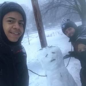 Meet your Posher, Carlos e.